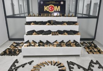 Adıyaman’da KOM ve istihbarattan silah operasyonu