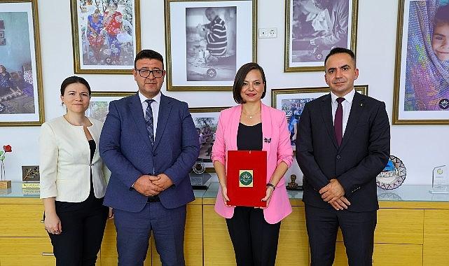 Karabağlar Belediyesi'nden İşçilere En Yüksek Promosyon