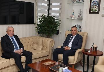 Başkan Şadi Özdemir'den İl Milli Eğitim Müdürü Gürhan Çokgezer'e ziyaret