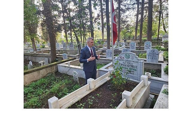 Gölcük'te Öğretmenler Günü Törenle Kutlandı