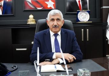 Kahta Belediye Başkanı Hallaç’tan Berat Kandili mesajı