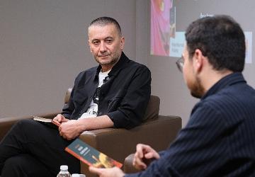 100 Yüze İmza ve Söyleşi Programında Şubat Ayı Konuğu Ömer Erdem Oldu!