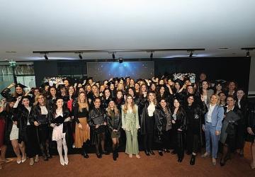 "Mercedes-Benz She's Mentoring Programı, 3. Yılında Geleceğin Kadın Liderlerini Desteklemeye Devam Ediyor