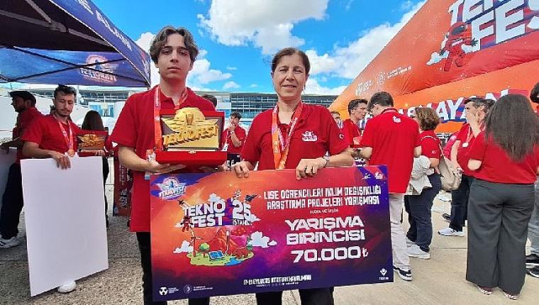 İzmir Fen Lisesi Öğrencisi, TEKNOFEST 2025'te Türkiye Birincisi Oldu