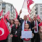 Gaziemir'de 23 Nisan coşkusu kortejle taçlandı