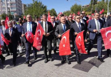 Başkan Tutdere, Eğitim Bayramı’nda konuştu: ‘Dayanışma bizi büyütecek, yaralarımızı saracak’ - Videolu Haber