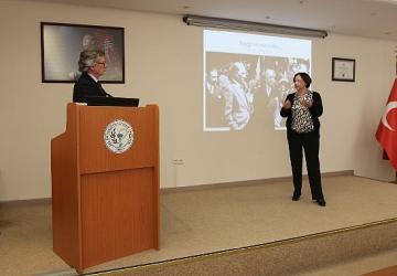 EÜ'de Cumhuriyet döneminde sağlık politikaları konuşuldu