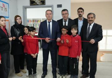 Adıyaman İl Milli Eğitim Müdürü Tosun, ‘Bahar Behiş Kütüphanesi’nin açılışını yaptı