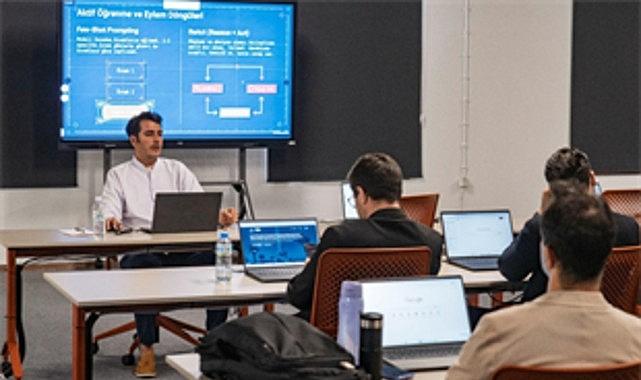 Büyükşehir'den yöneticilere yapay zeka ile dijital dönüşüm eğitimi