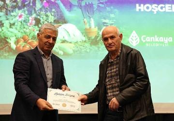 Yeşilin Kalbi Çankaya'da 300 Bahçıvan Sertifika Aldı