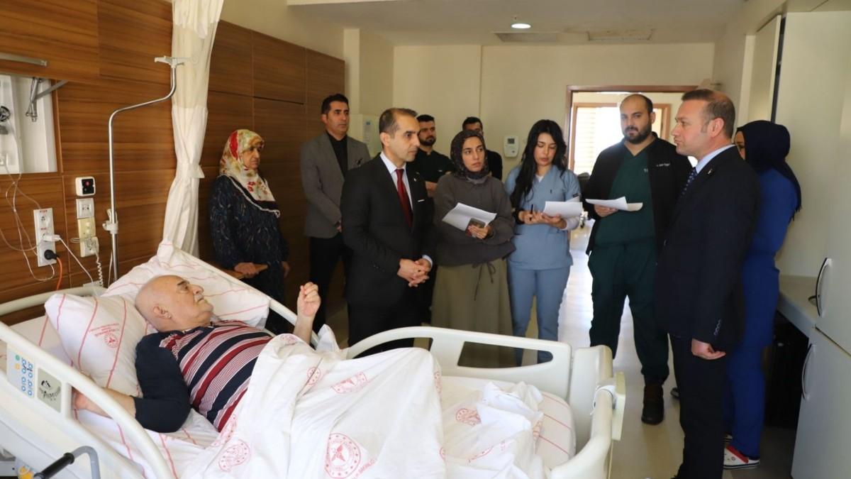 Prof. Dr. Mehmet Şirik, Kahtalı Hamido’yu ziyaret etti