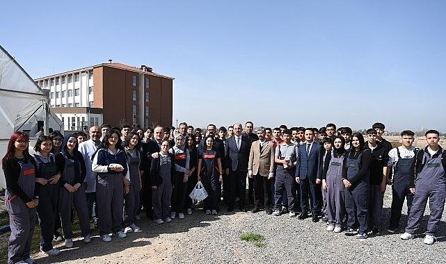 Milletvekili Baykan ve Başkan Altay Lise Öğrencileriyle Buluştu