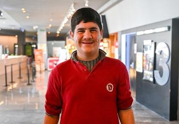 Bornova'da sinema salonu kahkahalarla doldu