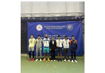 Osmangazi'nin Şampiyon Raketlerinden Büyük Başarı