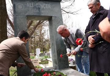 Efsane Başkan Ali Dinçer Mezarı Başında Anıldı