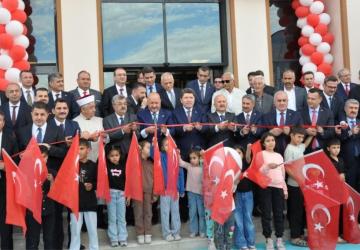 Bakan Tunç Besni’de konuştu: ‘Deprem davalarında adaletli sonuca ulaşacağız’ - Videolu Haber