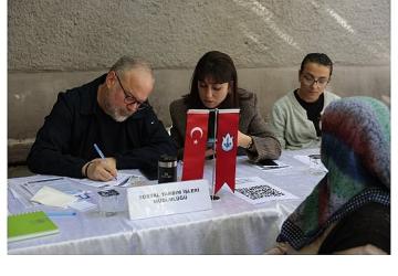 Konaklı komşular Basmane'de buluştu