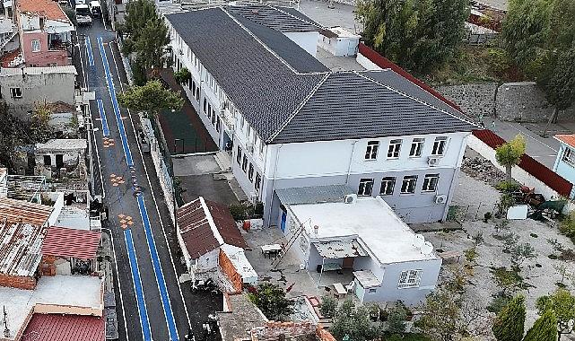 Konak'ta okul yolu renkli, çocuklar mutlu