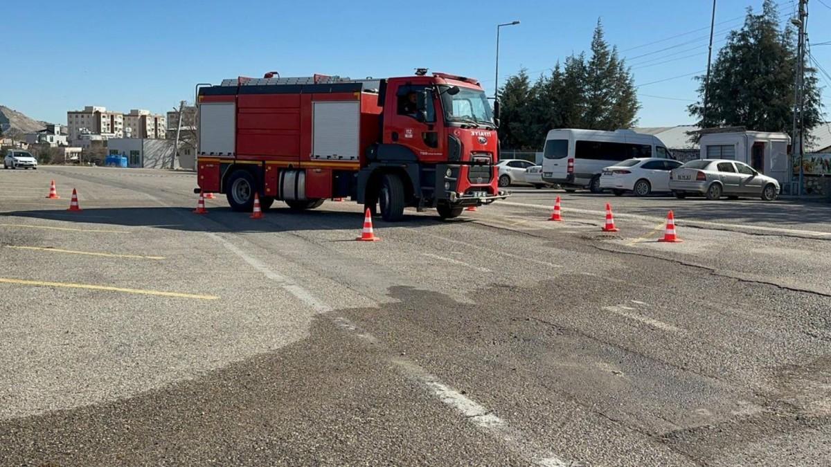 Adıyaman İtfaiyesi’ne 6 haftalık kapsamlı eğitim - Videolu Haber