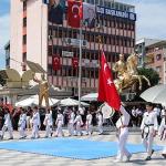 Pehlivan'dan 19 Mayıs mesajı: Gençliğin yanında olmak, geleceğe sahip çıkmaktır