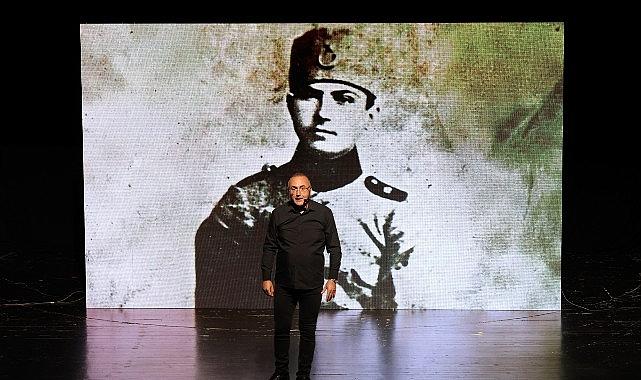 Sunay Akın'la Cumhuriyet Yolculuğu SKSM Sahnesi'nde