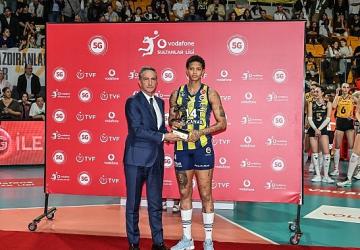 Vodafone Sultanlar Ligi Final Serisine Vargas ve Markova Damga Vurdu