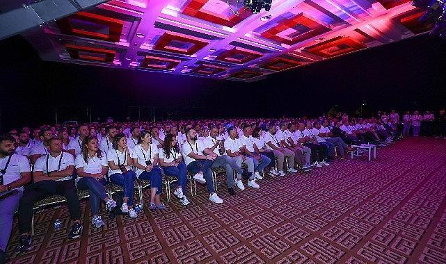 Pusula Holding Antalya'da Gerçekleştirilen Lansman Toplantısıyla Tanıtıldı