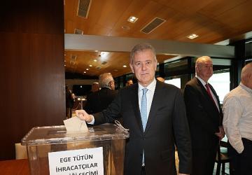 Tütün sektöründe çifte rekor mutluluğu yaşanıyor