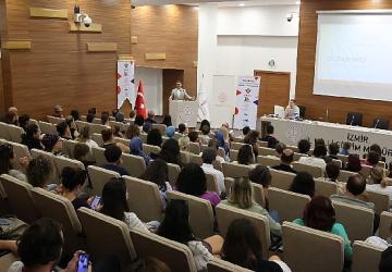 “İzmirli Binlerce Öğrenciden Güçlü Katılım: TÜBİTAK 4007 Şenliği İzmir'de Sona Erdi"