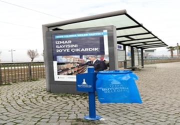 İzmir'de duraklar temiz ve düzenli