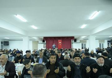 Başkan Çırpanoğlu Mahalle Sakinleriyle İftarda Buluştu