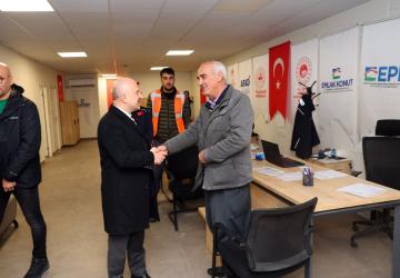 Vali Osman Varol, İndere’de Anahtarlarını Alan Vatandaşlarla Buluştu