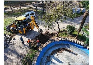 Bayrampaşa'da parklar bir bir yenileniyor