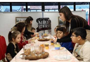 Kartepeli Öğrencilerin Yarıyıl Tatili Sanatla Renkleniyor