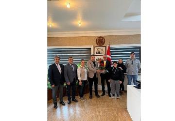 Başkan Topaloğlu'nun Öğretmenler Gününü kutladılar