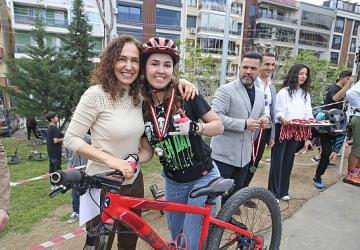 Karşıyaka'da heyecan dolu pump track yarışı!