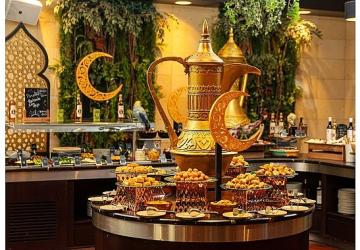 Ramazan'da Suudi Arabistan: Geceleri Canlanan Şehirler, Paylaşılan Sofralar