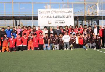 Şanlıurfa Büyükşehir Belediye Spor’dan yerel ligde çifte üçlü şampiyonluk