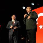 Kadıköy'de Öğretmenler Günü Sunay Akın Gösterisiyle Kutlandı