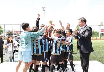 Osmangazi'de Çocuk Olimpiyatları Nefes Kesen Yarışlara Sahne Oldu