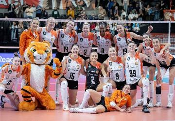 Basın Bülteni: Eczacıbaşı Dynavit evinde galip