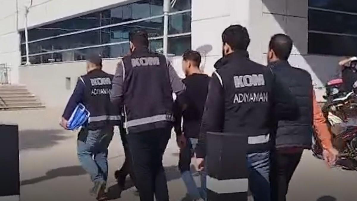 Adıyaman’da kaçak elektronik eşya operasyonu: 2 şüpheli adliyeye sevk edildi - Videolu Haber
