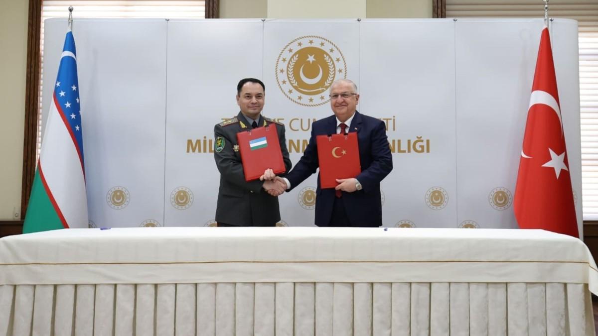 Türkiye ve Özbekistan arasında askeri iş birliği anlaşmaları imzalandı