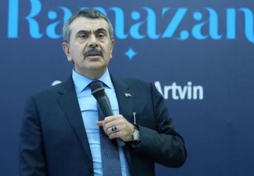Bakan Tekin’den laiklik bildirisi nedeniyle 168 kişiye dava