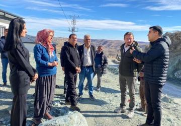 Tut Kaymakamı Celal Güngör, kalıcı deprem konutlarını inceledi