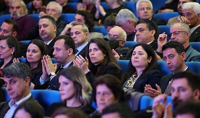 Çeşme Belediye Başkanı Lâl Denizli, “İzmir'de Afet" söyleşisinde Çeşme'nin afet hazırlık modelini anlattı