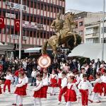 Menemen'de coşkulu kutlama