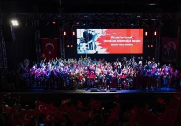 19 Mayıs Coşkusu Balçova'da Meydanlardan Sahnere Taştı