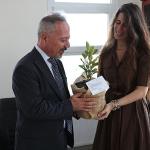 Çeşme Belediyesinden öğretmenlere anlamlı 24 Kasım hediyesi