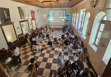 Doğa ilham verdi, genç tasarımcılar tasarladı